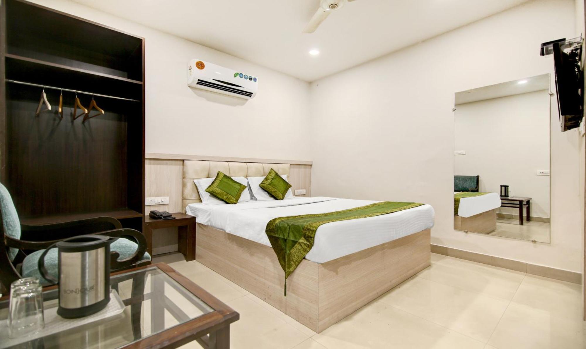 Itsy Hotels Solitaire Амбала Экстерьер фото
