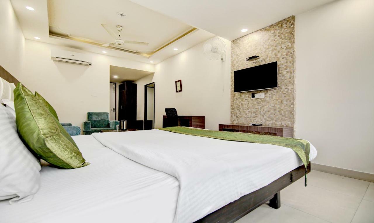 Itsy Hotels Solitaire Амбала Экстерьер фото