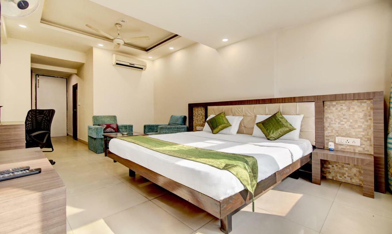 Itsy Hotels Solitaire Амбала Экстерьер фото