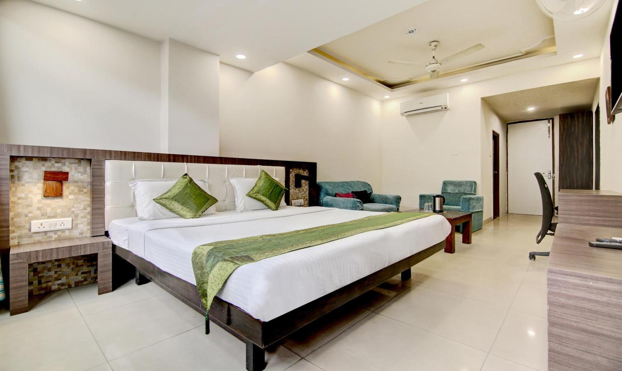 Itsy Hotels Solitaire Амбала Экстерьер фото